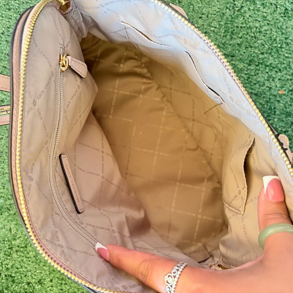 Michael Kors Blush Pink Backpack and Handbag Set - Picture 6 of 6